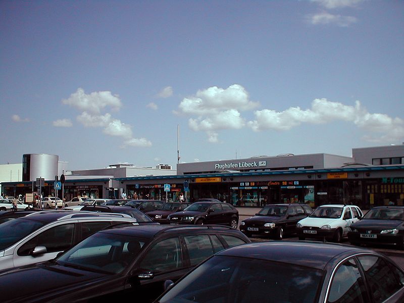 File:Flughafen Lübeck.jpg