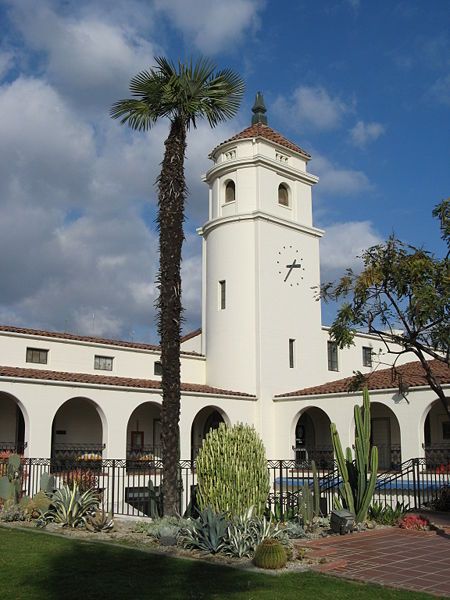 File:Fullerton police headquarter.jpg