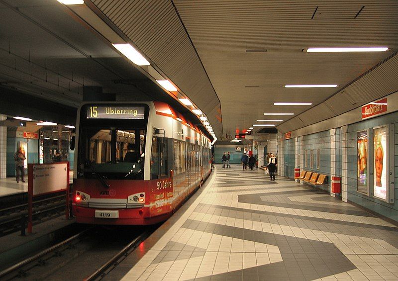 File:K-stadtbahn-rudolfpl.jpg