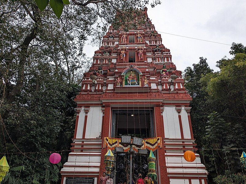 File:Kadu Malleshwara Temple.jpg