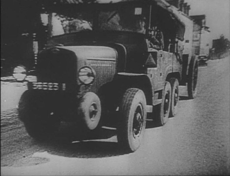 File:Laffly S15T May1940.jpg