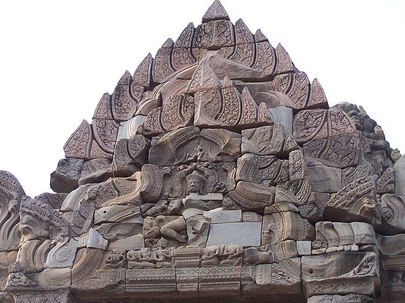 File:Lintel-detail-phimai.jpg