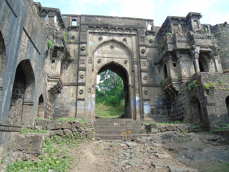 File:Mahakali Gate.jpg