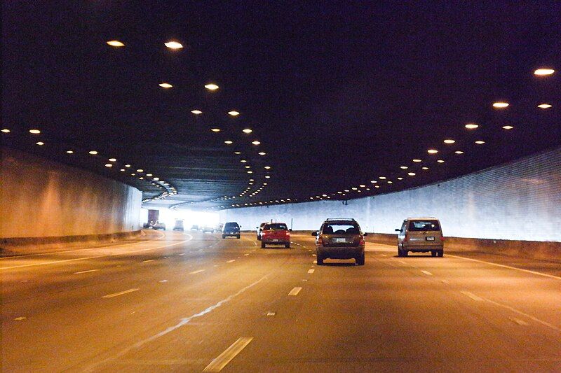 File:Papago Freeway Tunnel.jpg