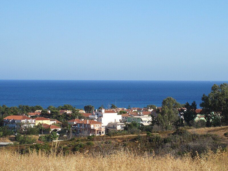 File:Skala, Kefalonia1.jpg