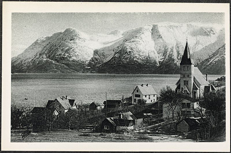 File:Utne, Hardanger (16480380065).jpg