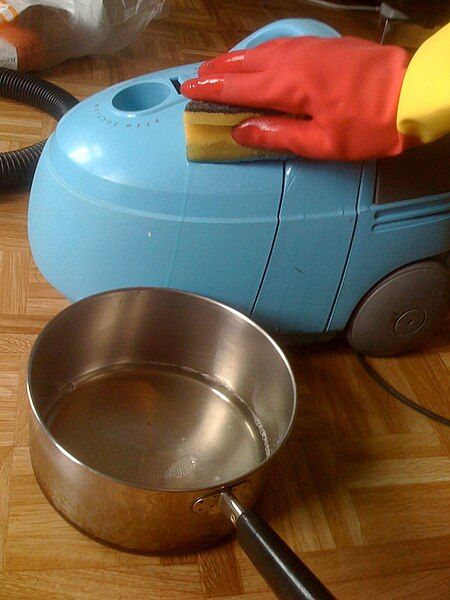 File:Vacuum Clean.jpg