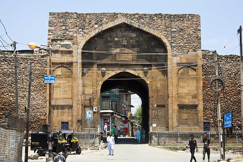 File:WLM@J&K-Kathi Darwaza.jpg