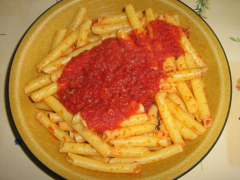 File:Ziti al ragù.jpg