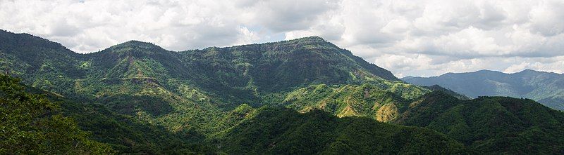 File:2013 Phetchabun mountains.jpg