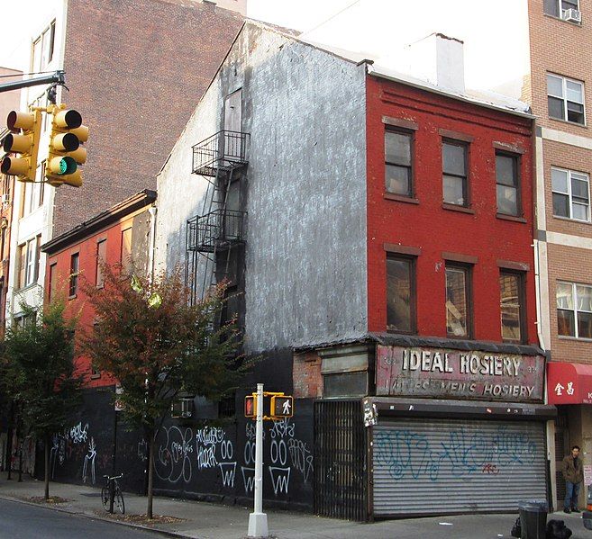 File:339 Grand Street.jpg