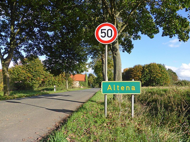 File:Altena Ortsschild.jpg