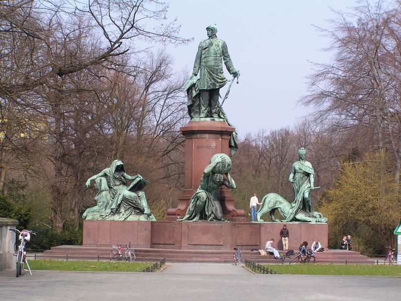 File:Berlin bismarck-denkmal.jpg