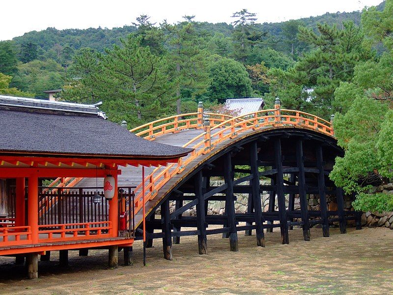 File:Bridge in Miyajima.jpg