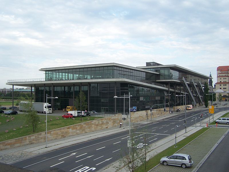 File:Dresden Kongresszentrum 1.jpg