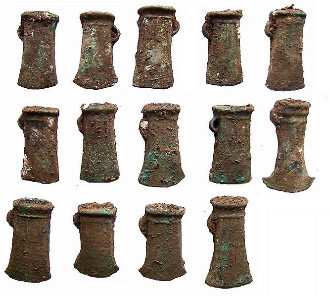 File:Driffield Hoard axes.jpg