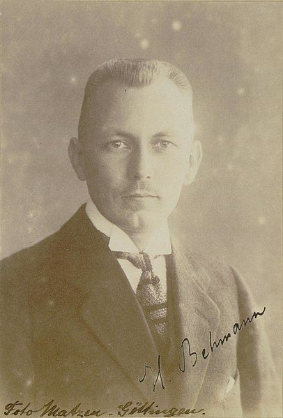 File:Heinrich Behmann c.1922.jpg