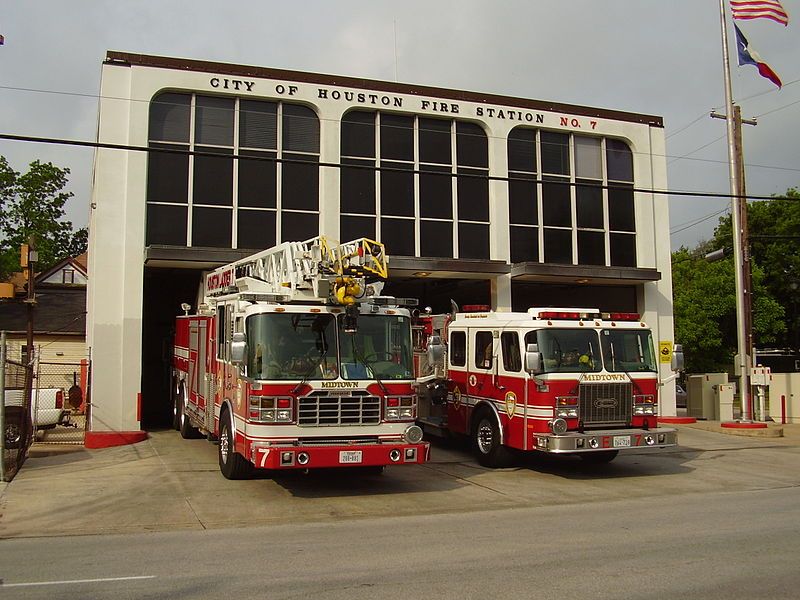 File:HoustonFireDepartmentStation7.JPG