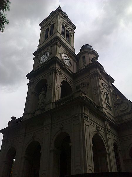 File:Inmaculada Concepción, Devoto.jpg