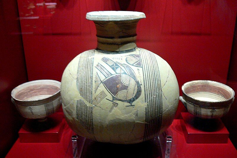 File:LMM - Oinochoe.jpg