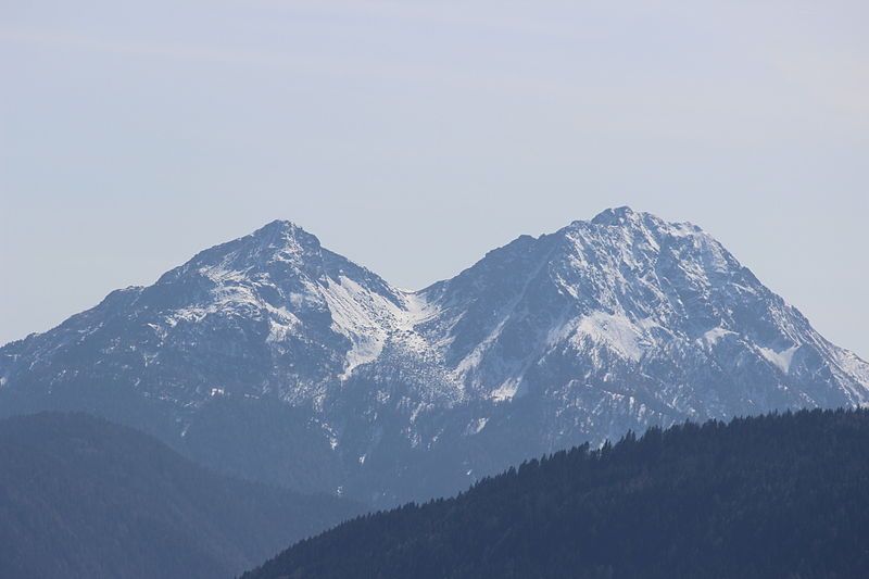 File:Laugenspitze von NW.JPG