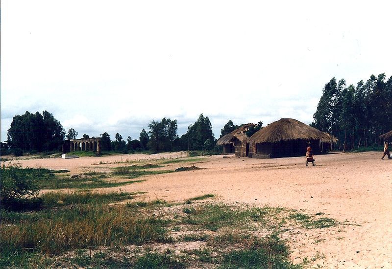 File:Nkhotakota, Malawi1.jpg