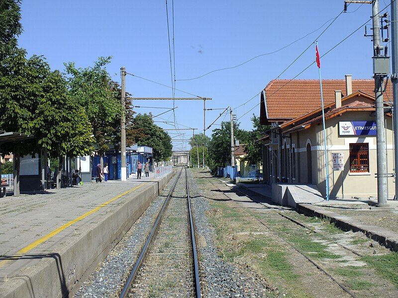 File:Old Etimesgut station.jpg