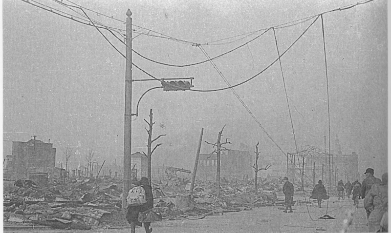 File:Photo-TokyoAirRaids-1945-3-10-Victims-Asakusa.png