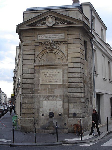 File:Rue Turenne-Fontaine Boucherat.JPG