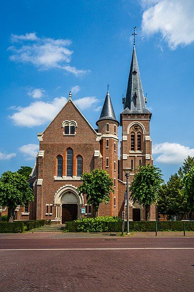 File:Sint-Jozefskerk Liezele.jpg