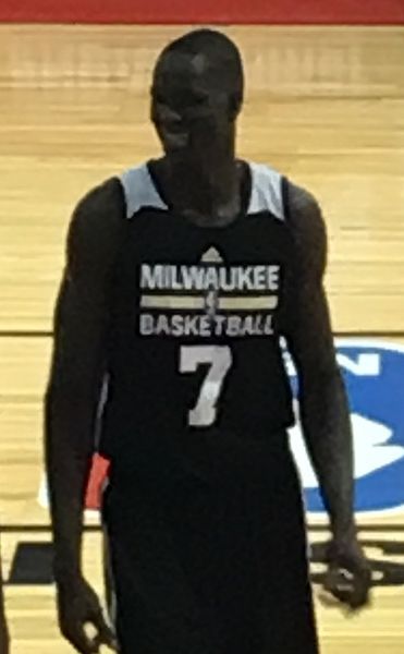 File:Thon Maker (cropped).jpg