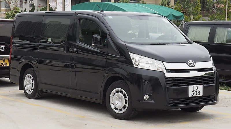 File:2021 Toyota HiAce.jpg