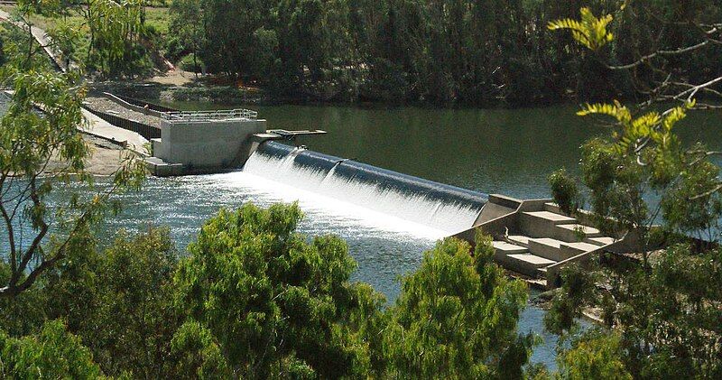 File:Bowen River Weir.jpg