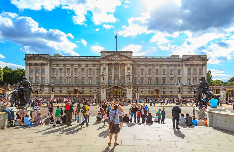 File:Buckingham Palace UK.jpg