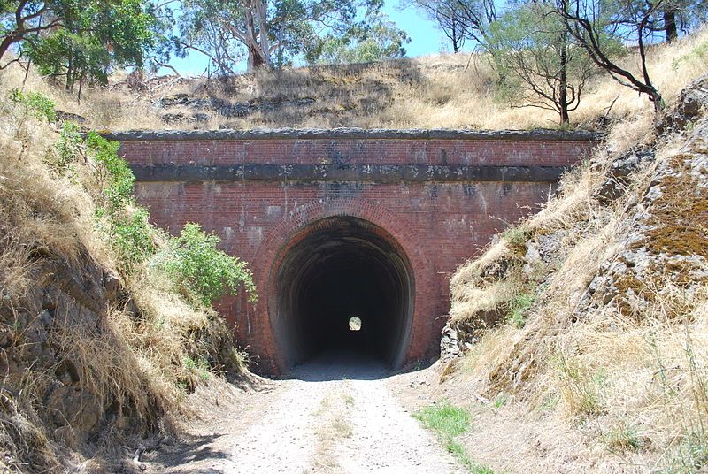 File:CheviotRailwayTunnel.JPG