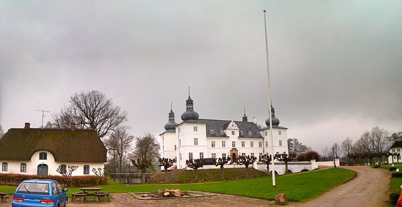 File:Engelsholm (Vejle Kommune).jpg