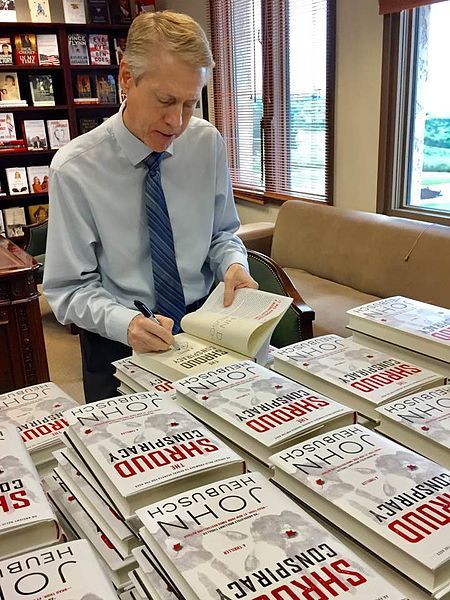 File:Heubusch Book Signing.jpg