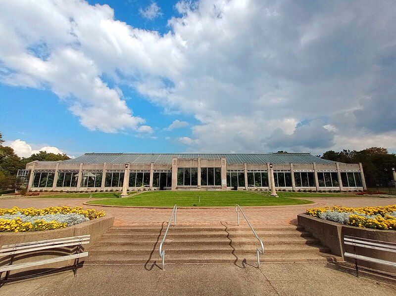 File:Indianapolisgarfieldparkconservatory00.jpg