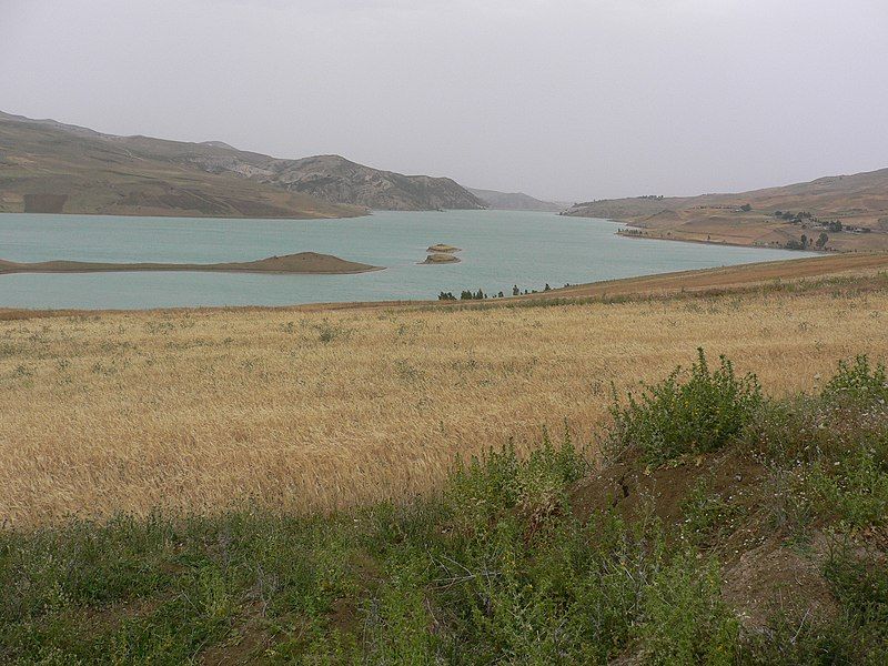 File:Lac El Mellah.jpg