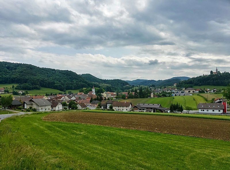 File:Mokronog panorama.jpg