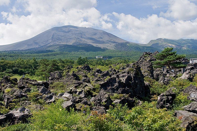 File:Mt.Asama 05.jpg