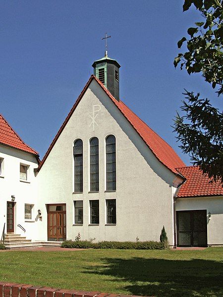 File:Offleben Kirche kath.jpg