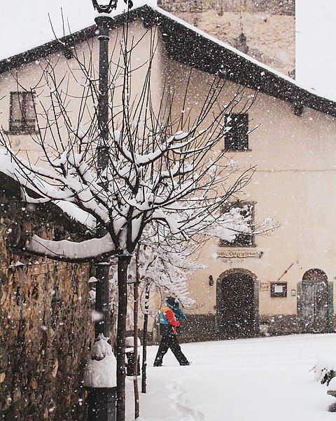 File:Palazzo Venosta.jpg