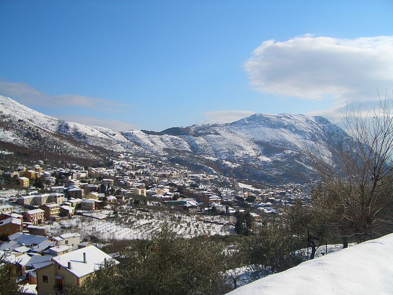 File:Panorama vitulano.jpg