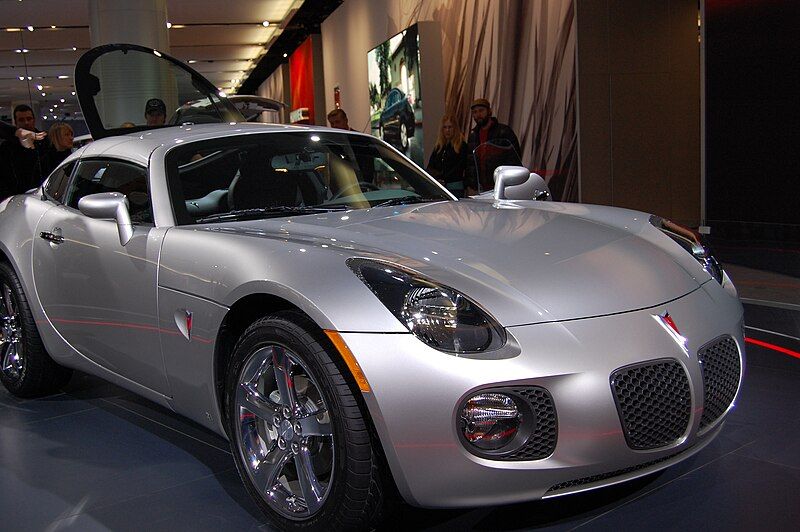 File:Pontiac Solstice Coupe.jpg