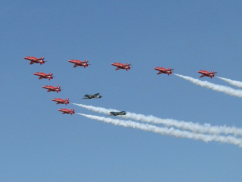 File:RedArrows01.jpg