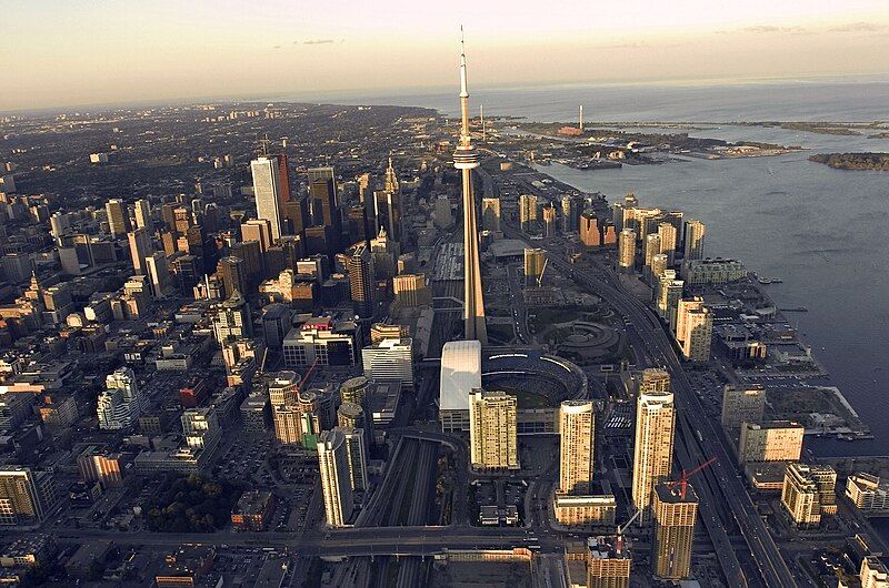 File:Toronto skyline-02.jpg