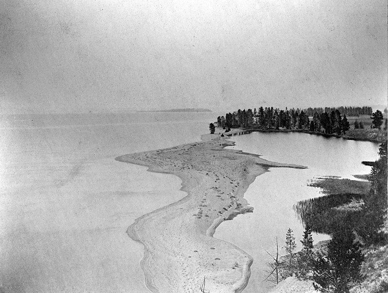 File:YellowstoneLakeOutlet-Jackson1871.jpg