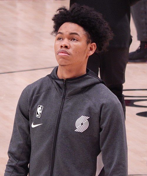 File:AnferneeSimons (cropped).jpg