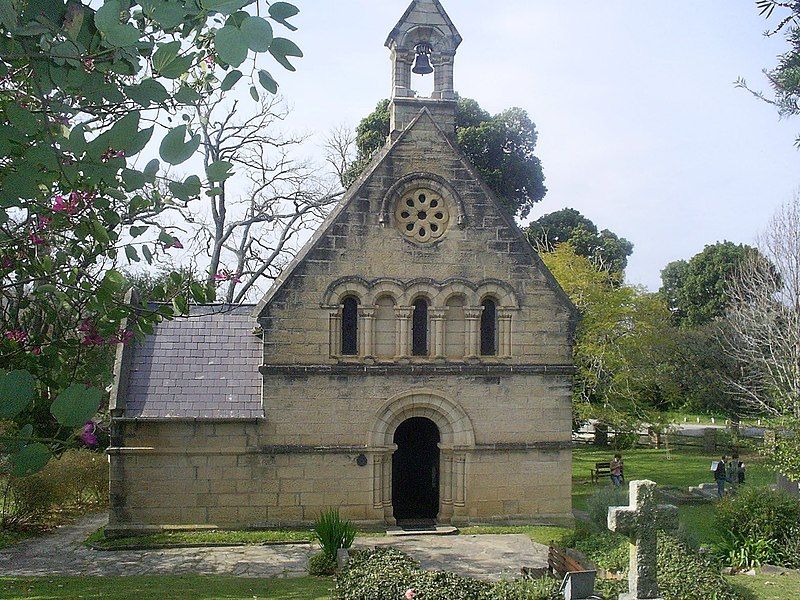 File:BelvidereHolyTrinityKerk.JPG